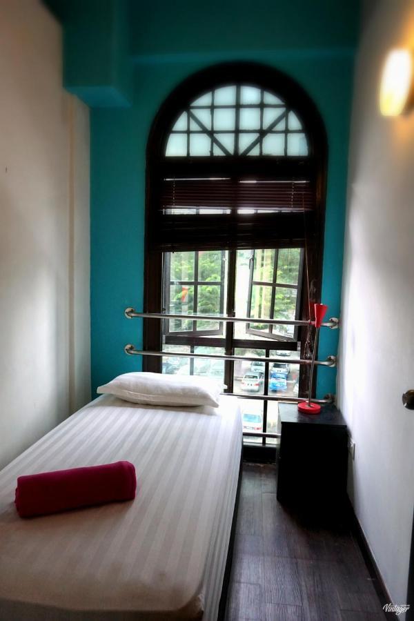 Hostel Travel Hub *