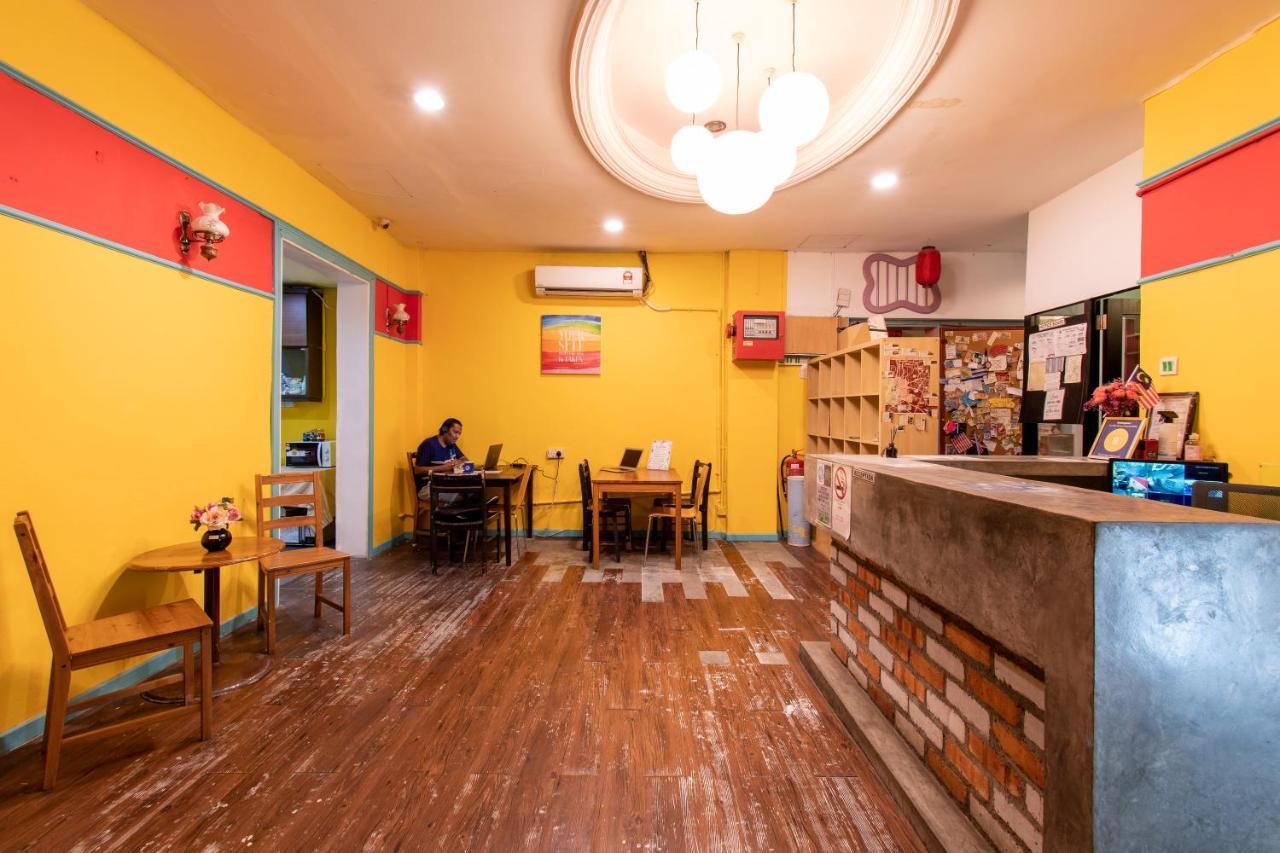 Travel Hub Hostel