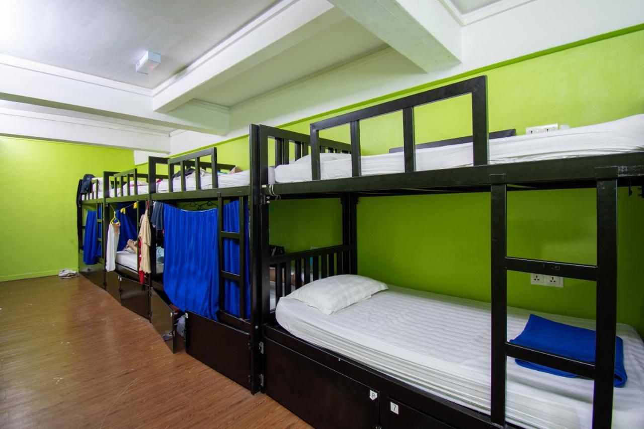 Hostel Travel Hub *