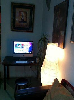 Hostel Travel Hub *